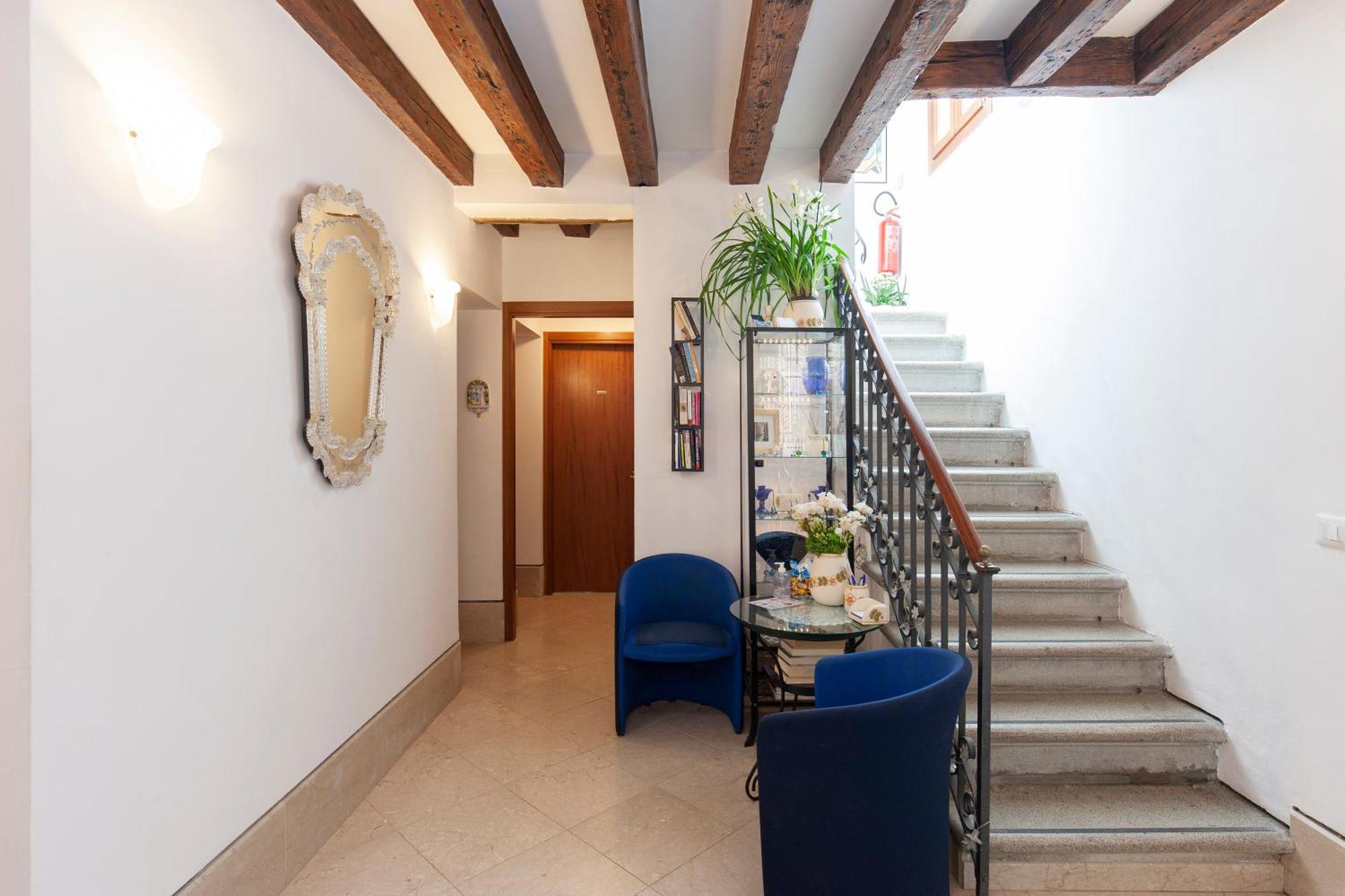 Santa Margherita Guest House Венеция Екстериор снимка
