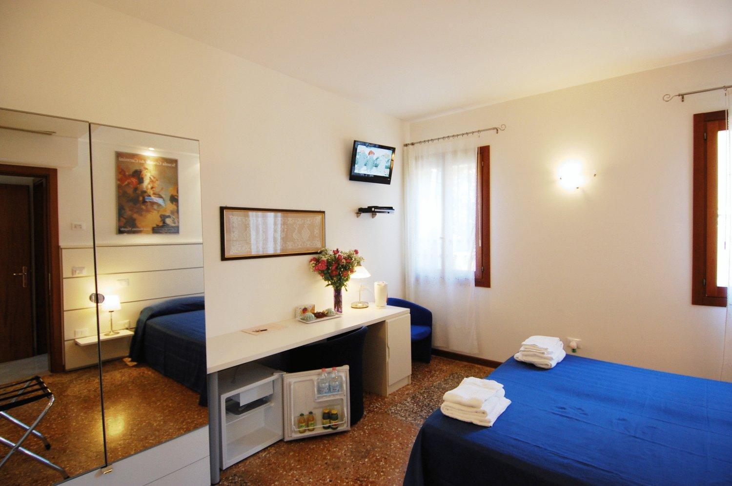 Santa Margherita Guest House Венеция Екстериор снимка