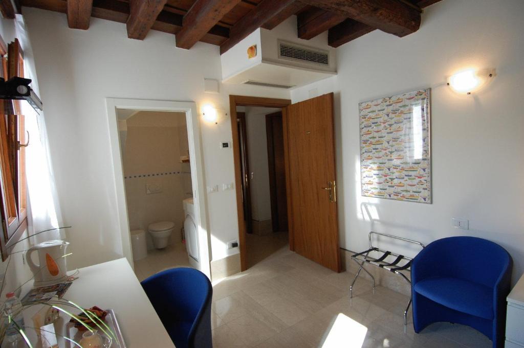 Santa Margherita Guest House Венеция Екстериор снимка